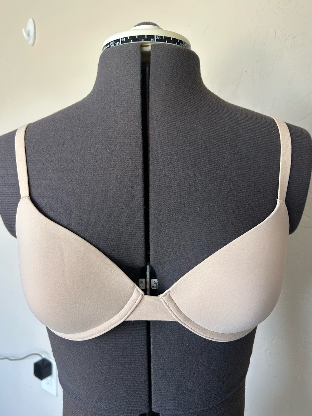 Haloblu T-Shirt Bra Beige 34A Underwired Hook & Eye Adjustable Strap HB003 (1967